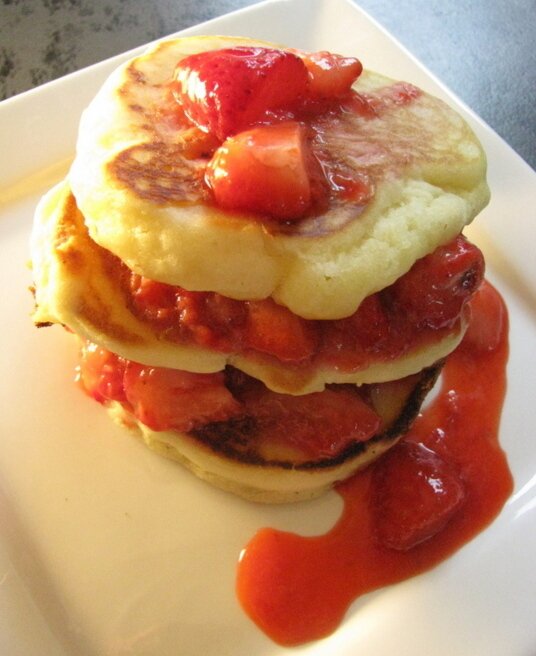 Post image for Shortcake Pancakes with Strawberries (Gluten/Dairy/Soy Free)
