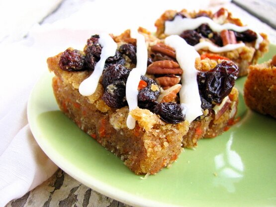 Post image for Carrot Cake Cookie Bars (Gluten/Grain/Starch/Egg/Dairy/Sugar Free)
