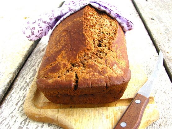 Post image for Grain Free Cinnamon Raisin Bread (Yeast/Egg/Soy/Gluten/Refined Sugar Free)